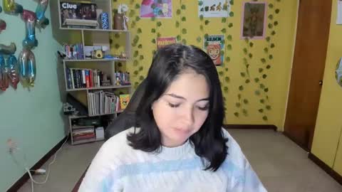 Mia  Wednesday to Sunday 730 am to 1030 am Colombian Hour D online show from 02.21.25