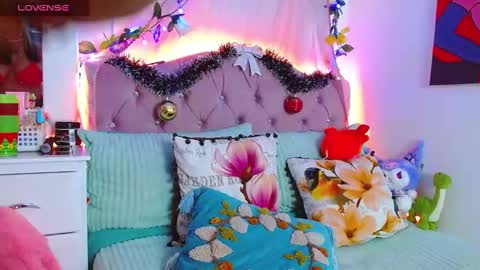 Snapshot of littlerouse_ chatting on 12.18.24 Ruby Rouse online show from 12.18.24