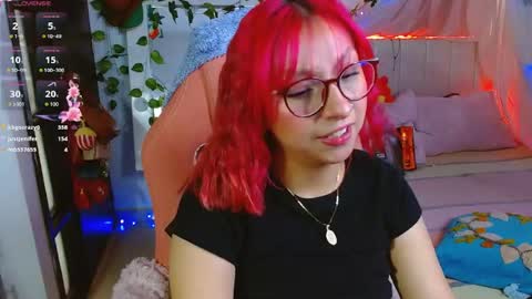 Snapshot of littlerouse_ chatting on 05.02.26 Ruby Rouse online show from 05.02.26
