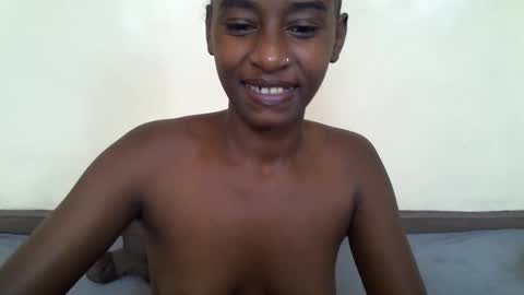 littlesandie online show from 01.10.25