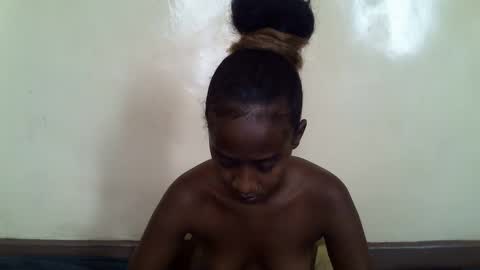 littlesandie online show from 02.24.25