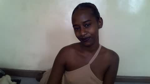 littlesandie online show from 10.25.25