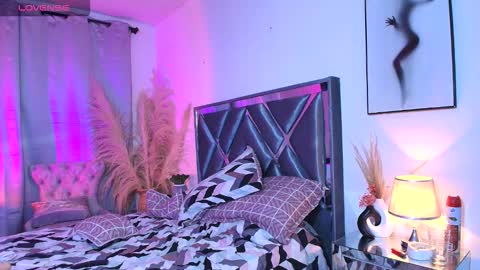 LITTLE SEXY RUBY online show from 11.25.25