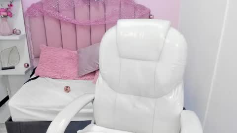  sofii  online show from 03.05.26