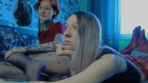 Niki  free tg channel with some photos gifs and info about streams  online show from 01.14.25