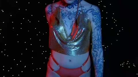 Niki  free tg channel with some photos gifs and info about streams  online show from 02.09.25