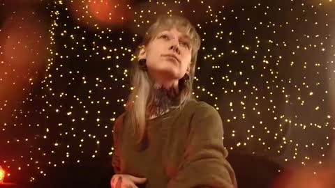 Niki  free tg channel with some photos gifs and info about streams  online show from 02.16.26