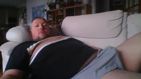 littlesubbear online show from 11.21.25