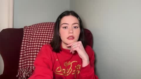 Snapshot of littlesugarpea chatting on 02.08.25 Little Sugar Pea online show from 02.08.25