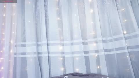 littletammy_ online show from 10.12.25