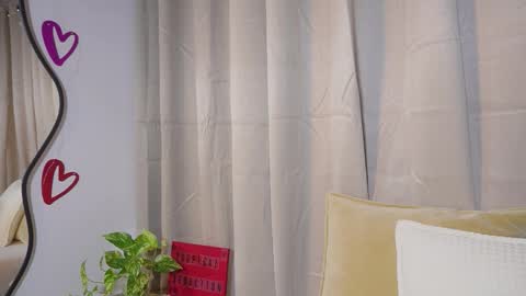 littletammy_ online show from 12.21.25