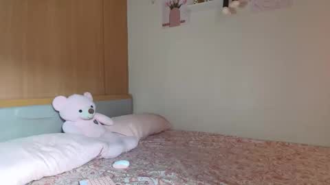 Snapshot of littletsmaya chatting on 04.28.26 Maya online show from 04.28.26