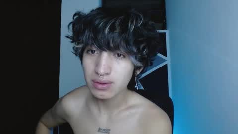 Snapshot of littlextrem chatting on 01.17.26 Eros online show from 01.17.26