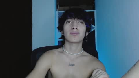 Snapshot of littlextrem chatting on 02.05.26 Eros online show from 02.05.26