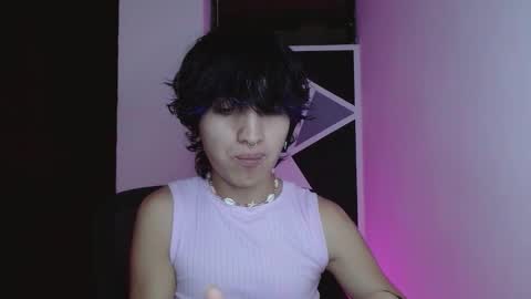 Snapshot of littlextrem chatting on 02.10.26 Eros online show from 02.10.26