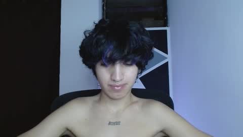 Snapshot of littlextrem chatting on 02.14.26 Eros online show from 02.14.26