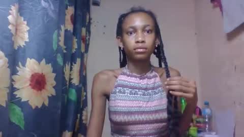 Snapshot of littleyanah chatting on 04.23.26 yanah online show from 04.23.26