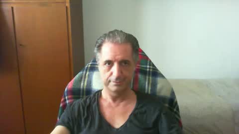 liuk53 online show from 04.10.26