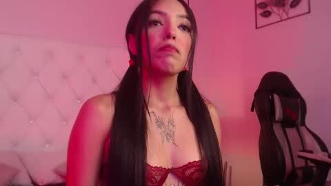 Snapshot of liv20_ chatting on 02.03.26 Nicky online show from 02.03.26