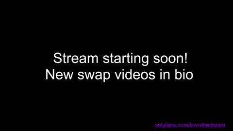 Snapshot of livanddrew chatting on 02.03.25 Liv and Drew online show from 02.03.25