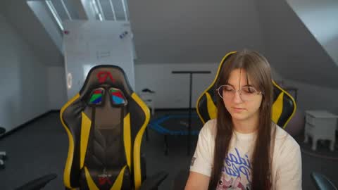 Sheryl online show from 04.14.26