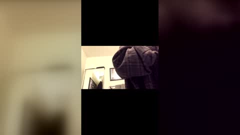 Snapshot of livmirage chatting on 02.22.26 Liv Mirage online show from 02.22.26