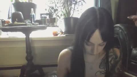 Snapshot of livmirage chatting on 05.21.26 Liv Mirage online show from 05.21.26