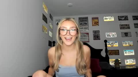 Livvy online show from 11.12.25