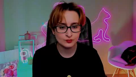 Snapshot of lixeluna chatting on 05.04.26 LixeLuna online show from 05.04.26