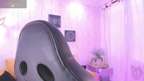 Snapshot of lixie_ chatting on 01.15.25 Vanessa online show from 01.15.25