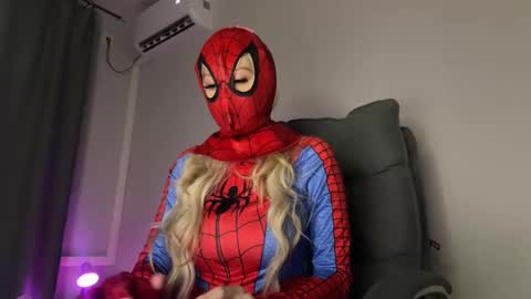 Liya Ray online show from 11.09.25