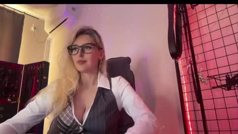 Liya Ray online show from 05.07.26