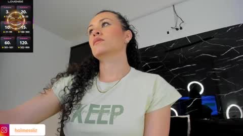 Liz  online show from 03.10.25