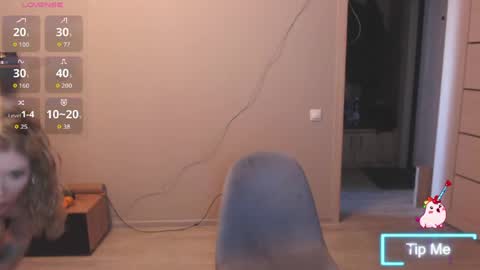 Snapshot of liza_wet chatting on 04.30.26 Liza Wet online show from 04.30.26