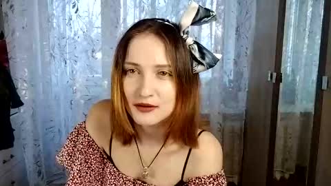 Snapshot of liza_wonder chatting on 12.17.25 Liza wonder online show from 12.17.25