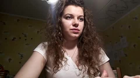 Snapshot of lizabethkimbal chatting on 04.26.26 Molly online show from 04.26.26