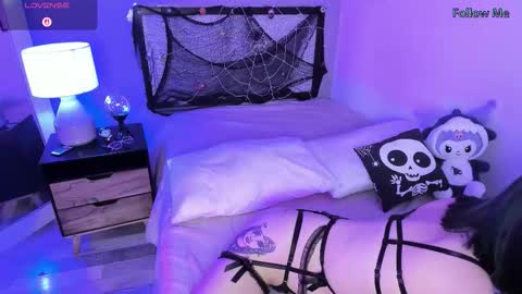 Snapshot of lizasweett_ chatting on 10.12.25 Liza online show from 10.12.25