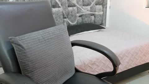  LIZBETH ROSS  online show from 10.26.25