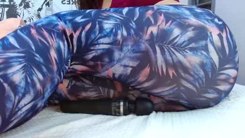 L I Z  E T H   online show from 02.05.26