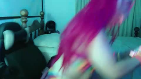 Snapshot of lizicherystrawbery chatting on 05.18.26 Lizi Chery Strawbery online show from 05.18.26