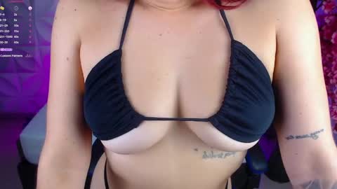 Snapshot of lizowenn_ chatting on 04.21.26 LIZETH online show from 04.21.26