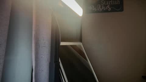 Liz Purr online show from 09.23.25