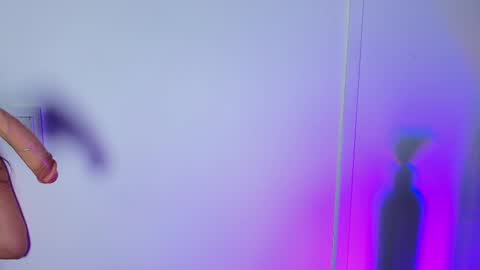 Lizz  online show from 02.22.25