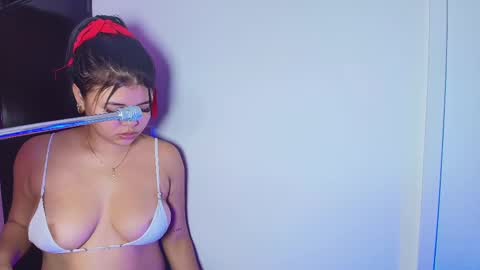 Lizz  online show from 03.05.25