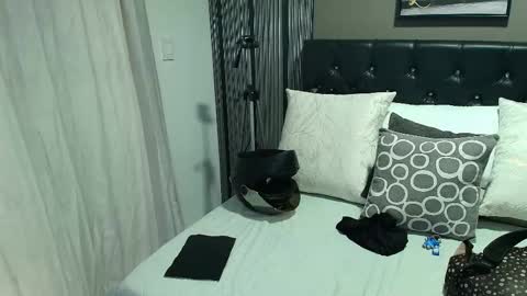 Lizz  online show from 09.10.25