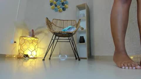 Lizza  online show from 12.17.25