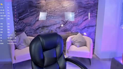 Lizzi  online show from 01.22.25