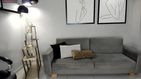 Lizzi  online show from 01.10.26