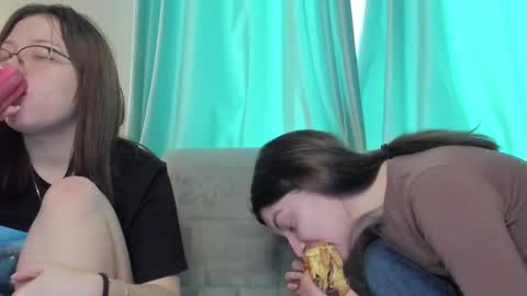 lizzi_muur online show from 02.02.25