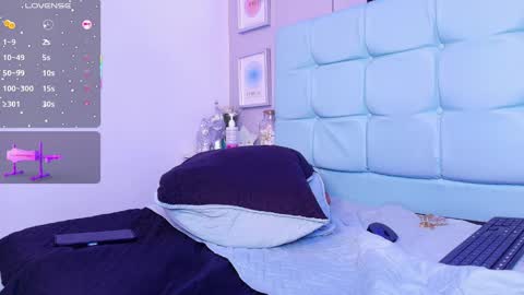  Lizzie  online show from 03.09.25